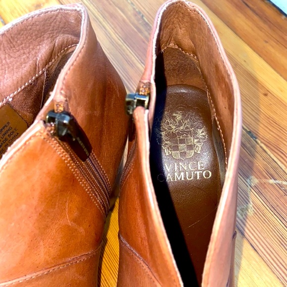 Vince Camuto Franell Leather Booties - Picture 4 of 7